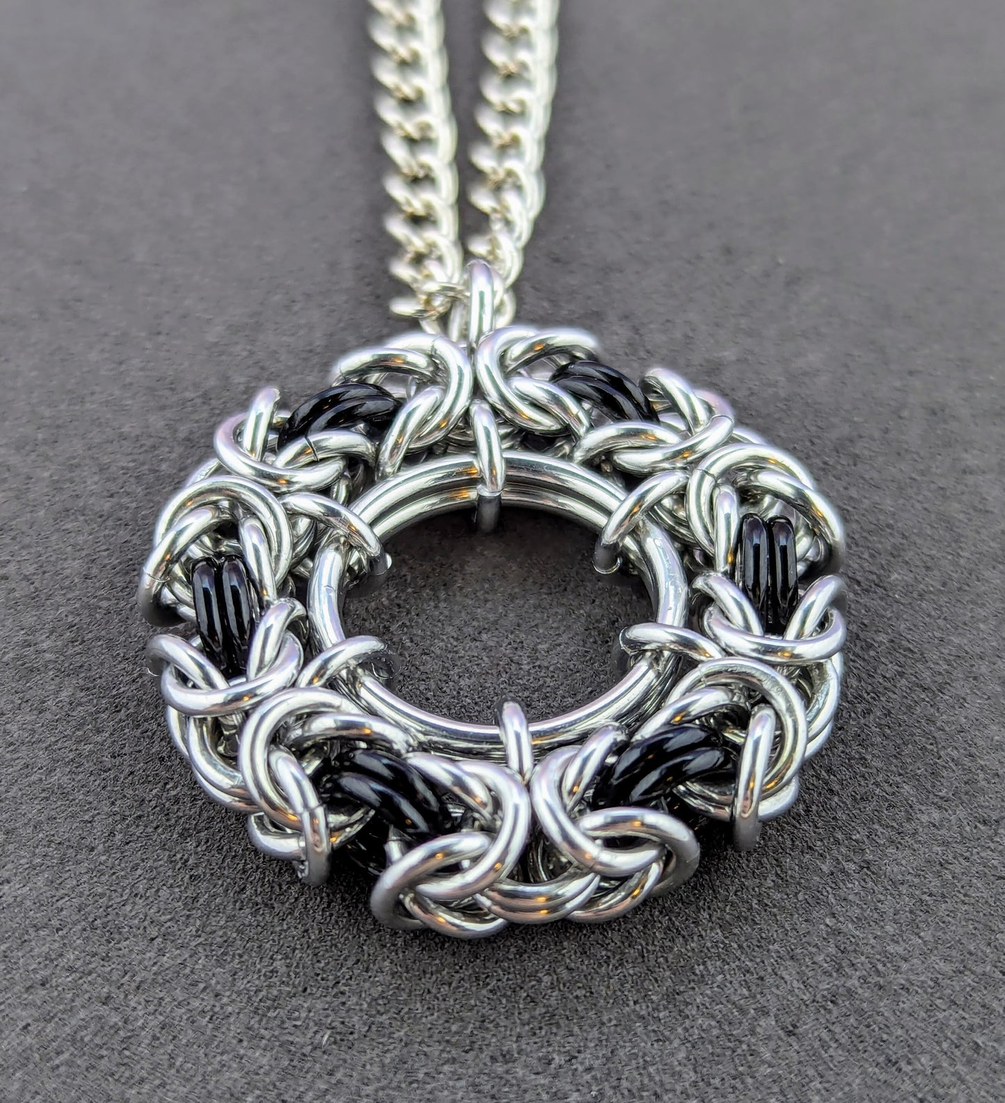 Eternal Byzantine Chainmaille Necklace - Black & Silver