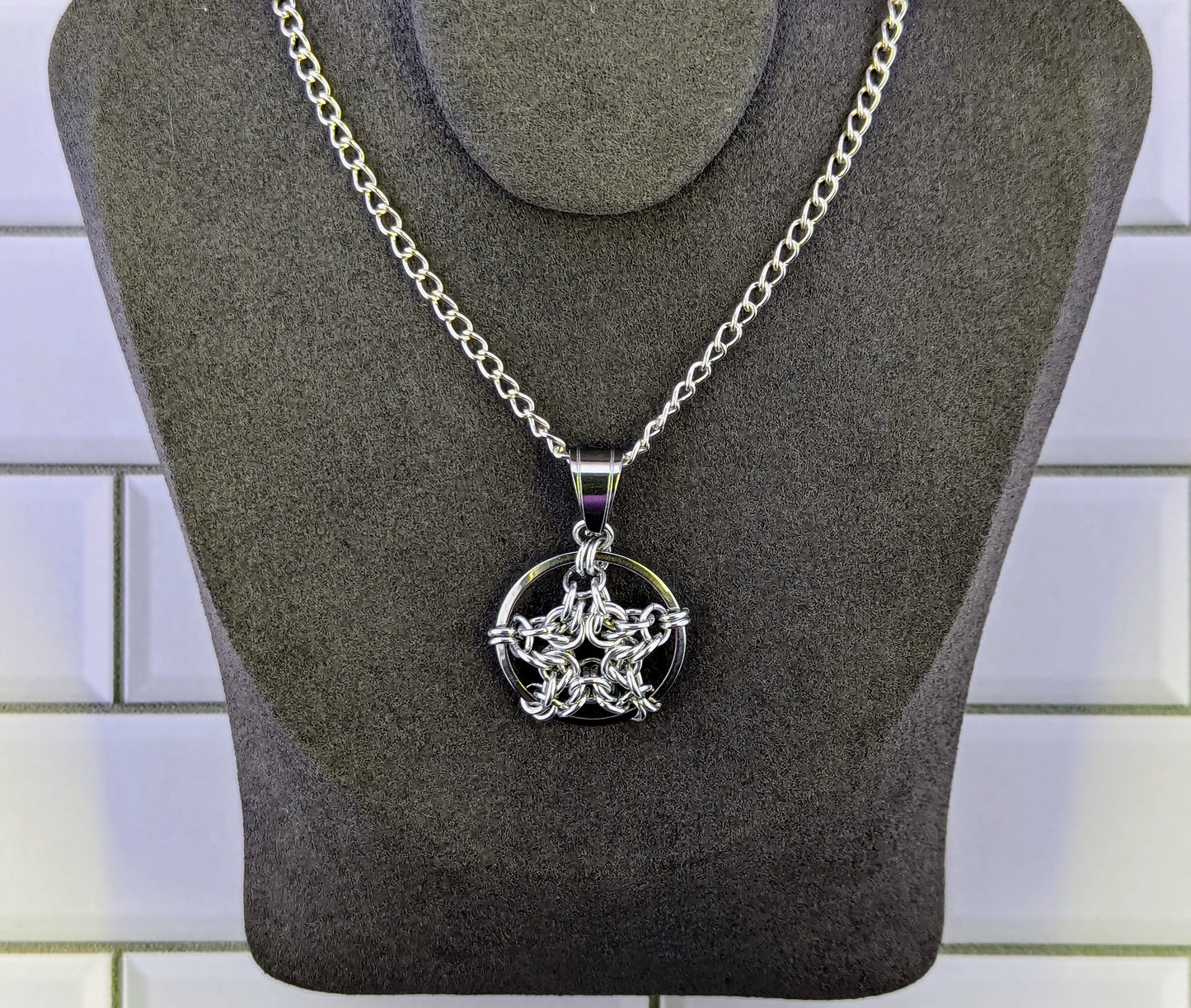 Chainmaille Star Pendant Necklace